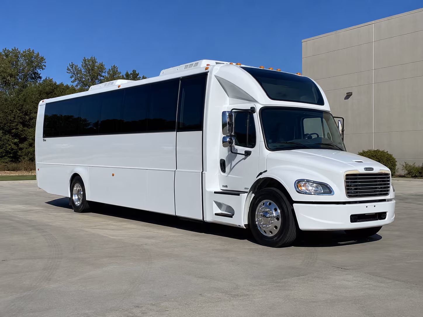 greensboro 28 passenger party bus