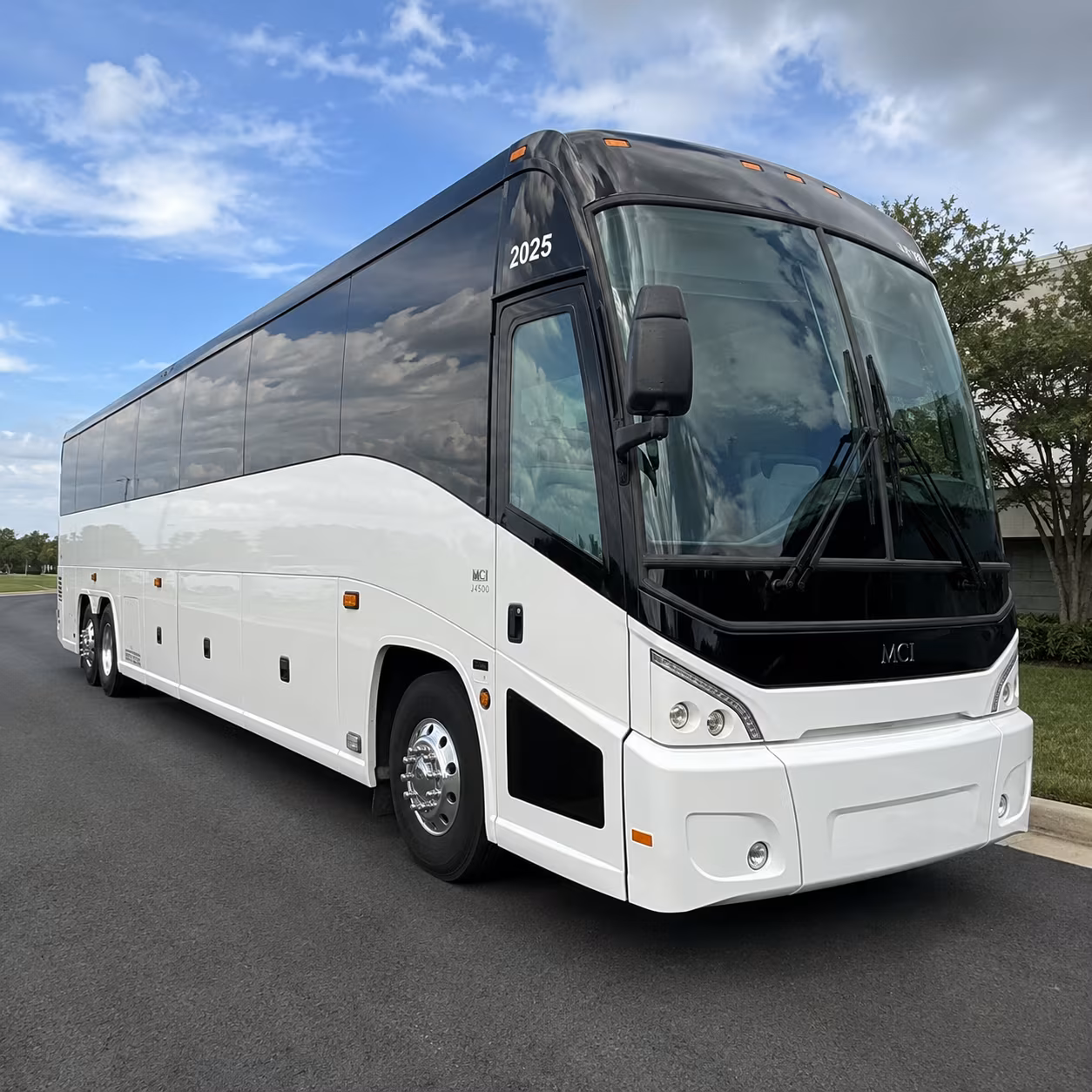national furniture market shuttle buses between greensboro and high point