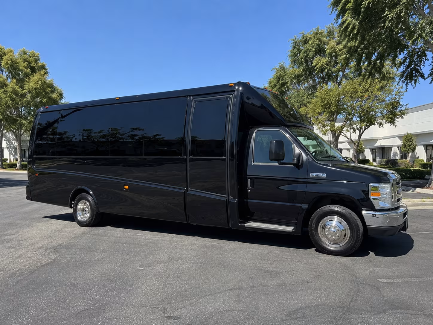 new years eve party bus rental