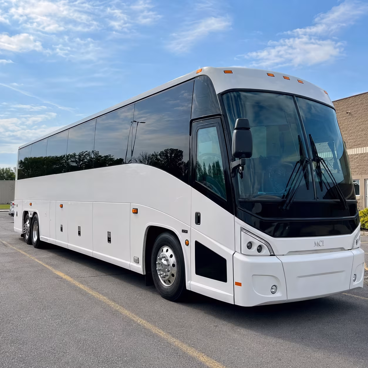 party buses for music festival weekends across the triad